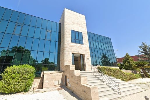Fachada de la sede