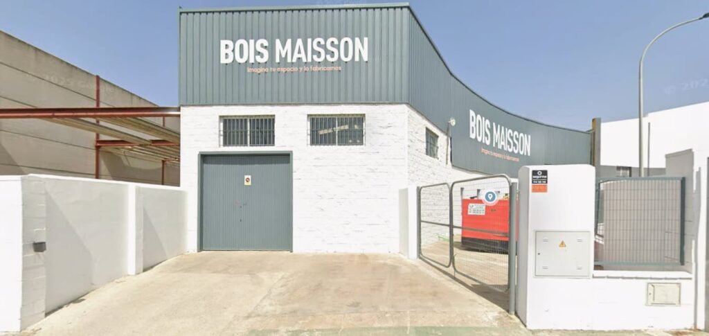 Fachada de nave industrial